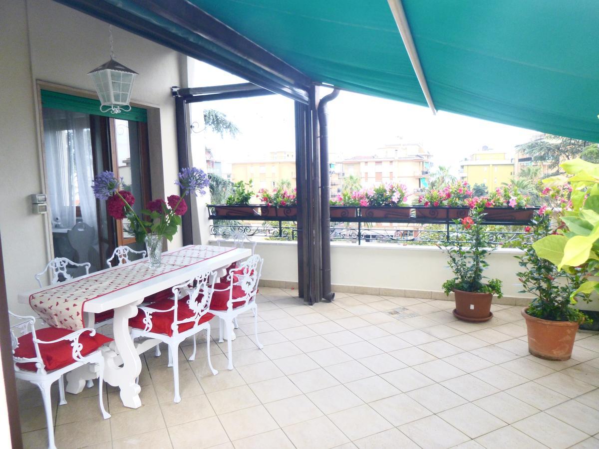 I Love Pietra Ligure Exterior photo