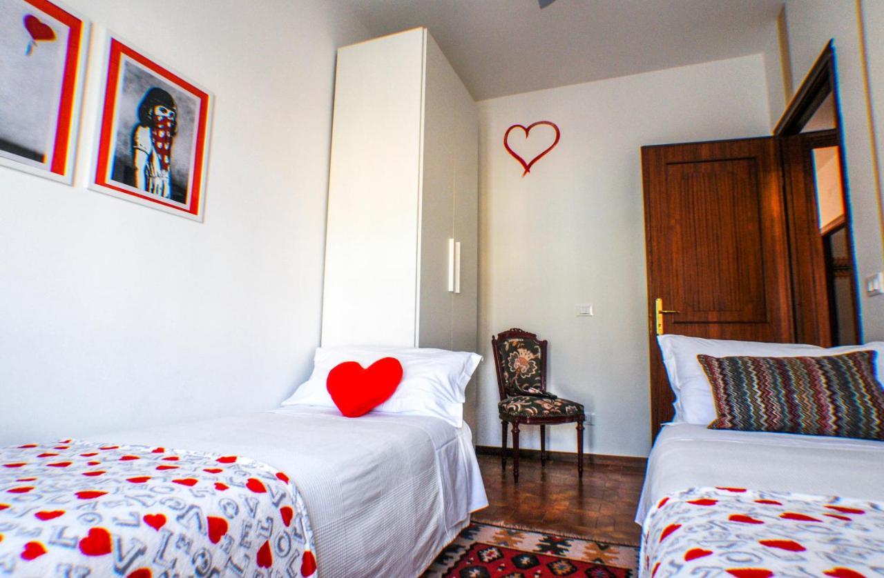 I Love Pietra Ligure Exterior photo
